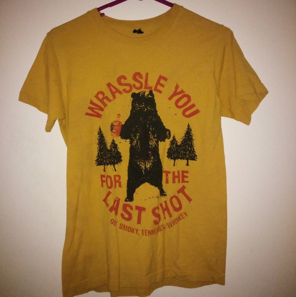 Ole Smoky Tennessee Whiskey Bear Wrassle You For The Last Shot Shirt Small